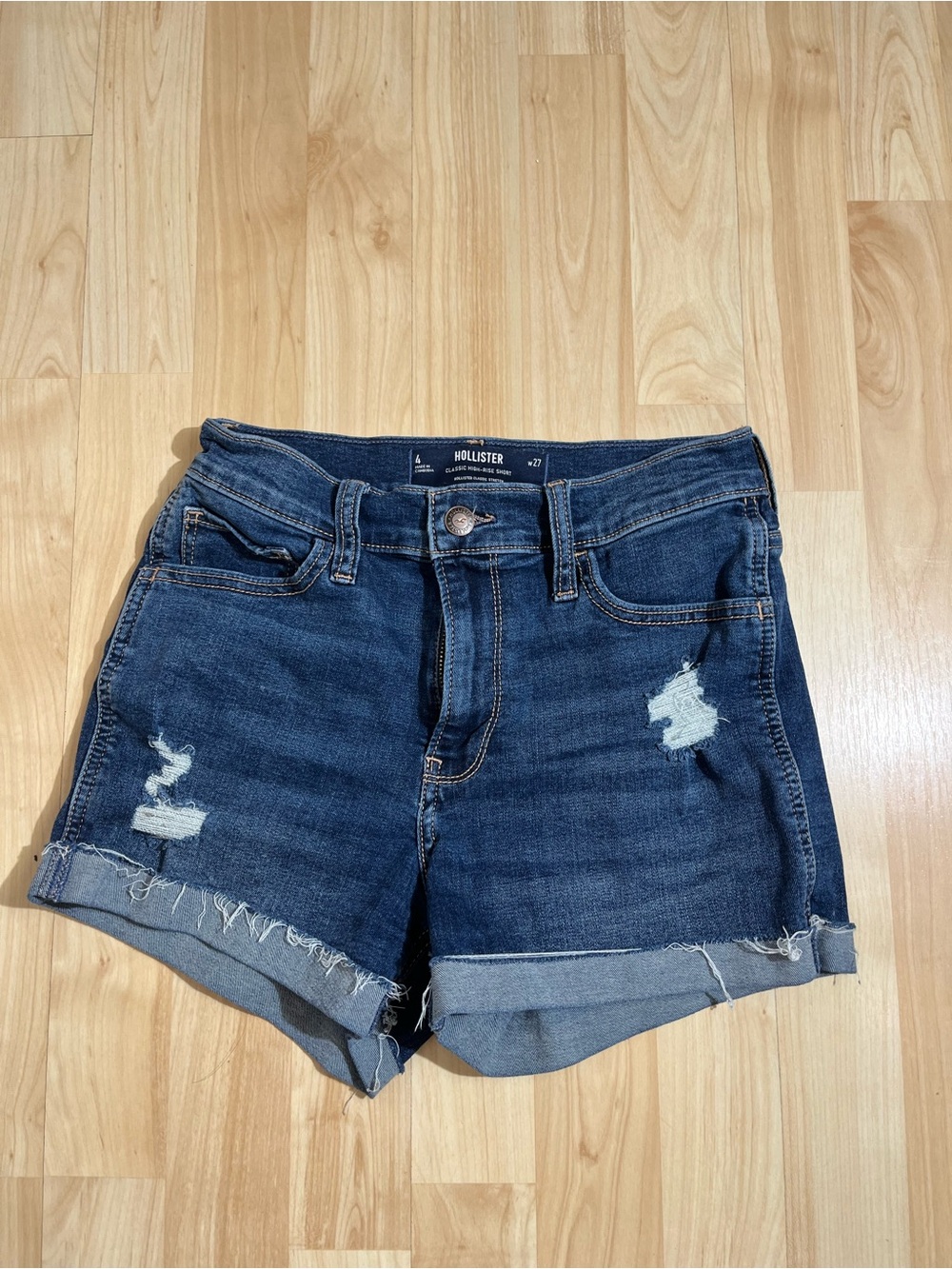 Hollister Womens Classic High Rise Short Size 4/27